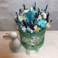 Blumenbox pastell in "türkis-weiss" mit kleinem weissen Keramikhase