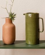 Bild von Olivgrüner Keramik-Krug