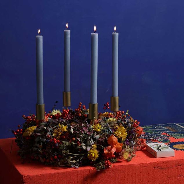 Image de Couronne de l'Avent "Colori", bougies en bleu cendré